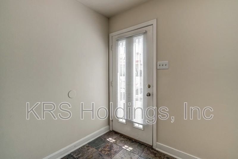 5211 Goolsby Ct - Photo 2 of 21