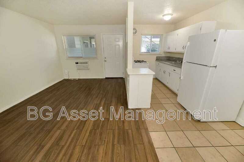 728 Darina Ave #7 - Photo 3 of 17