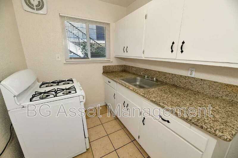 728 Darina Ave #7 - Photo 4 of 17