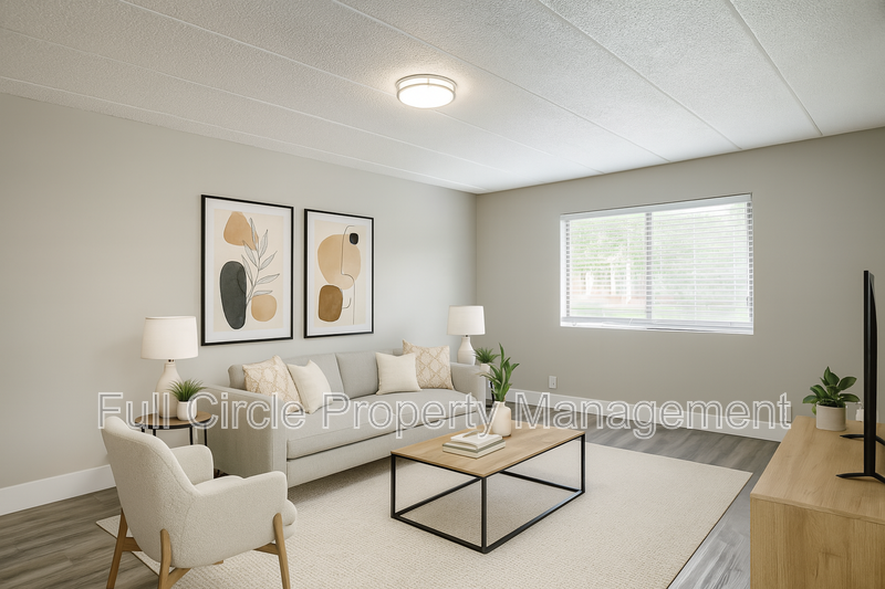 1640 N 56th St #9 - Photo 3 of 15