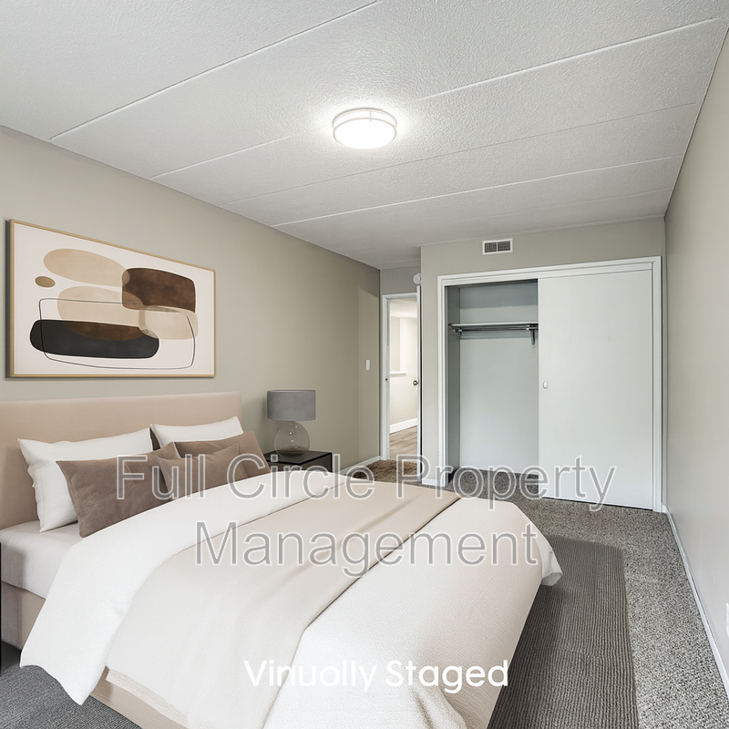 1640 N 56th St #9 - Photo 4 of 15