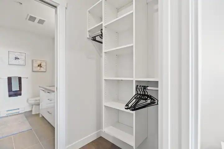 20696 Eastleigh Crescent - Photo 12