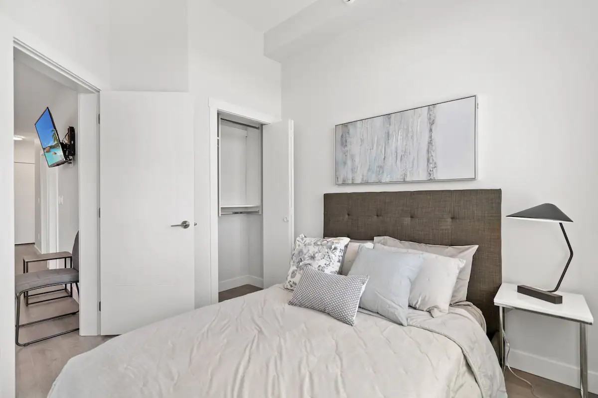 20696 Eastleigh Crescent - Photo 14