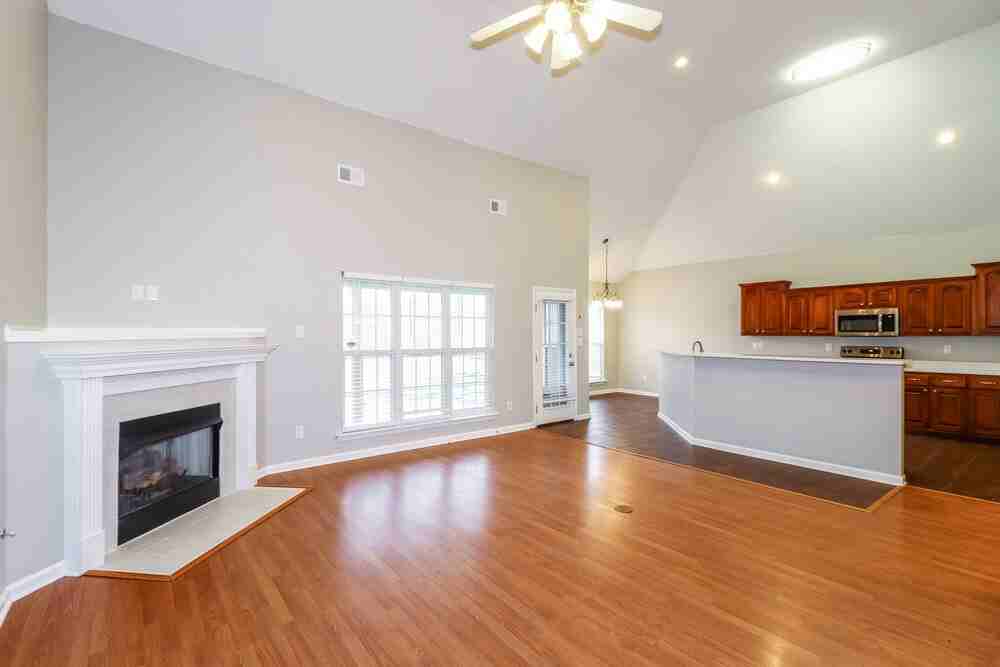 11597 Dempsey Dr - Photo 4 of 16