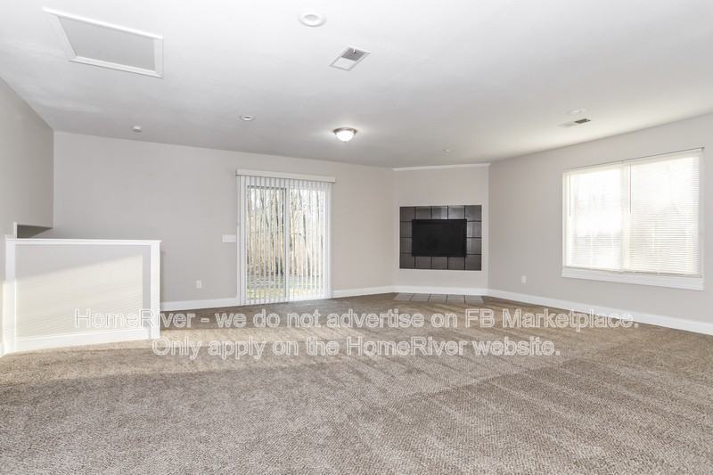 3881 Magnolia Dr - Photo 3 of 17