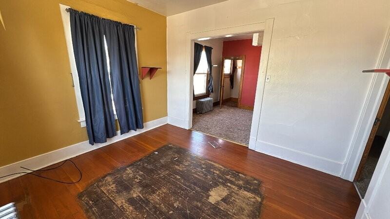 500 E Garfield St #2 - Photo 7 of 11