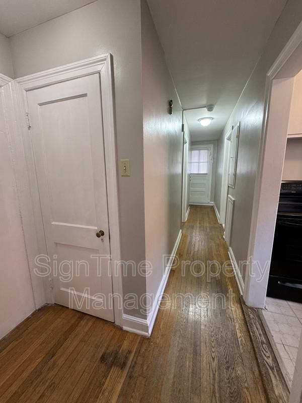 63 Broadway #5 - Photo 7 of 14