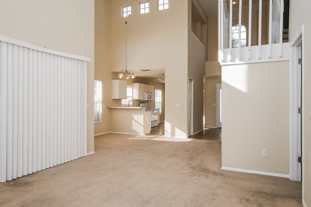 2630 Walden Ct - Photo 5 of 20