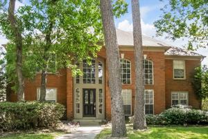 featured image of 3102 Hickory Falls Dr