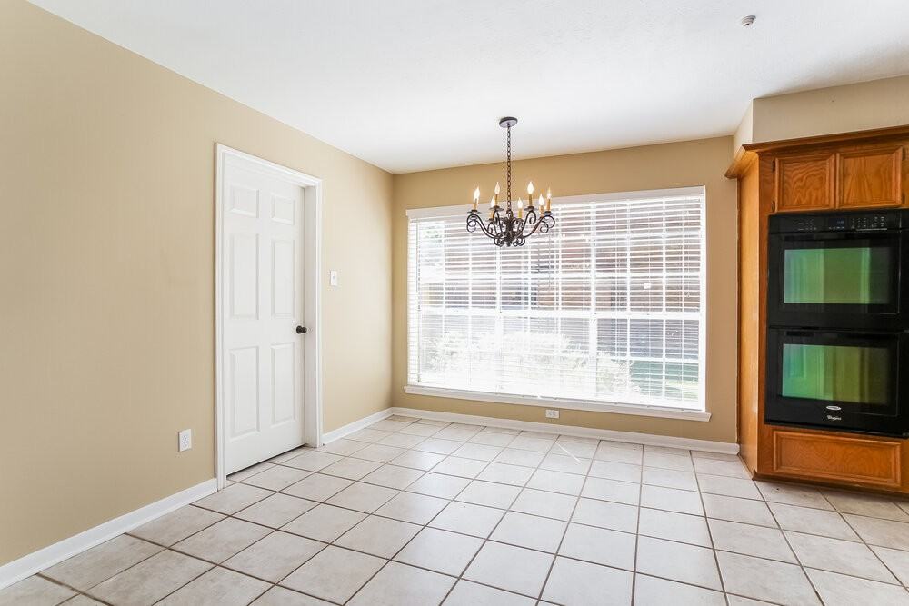 3102 Hickory Falls Dr - Photo 6 of 29