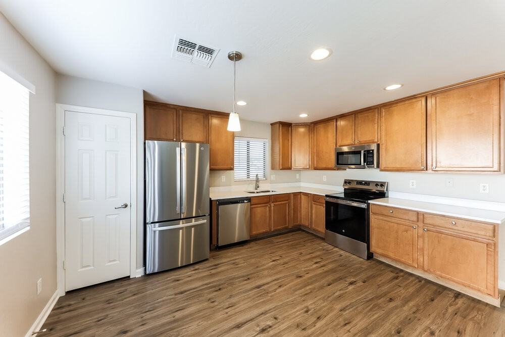 11418 W Austin Thomas Dr - Photo 6 of 17