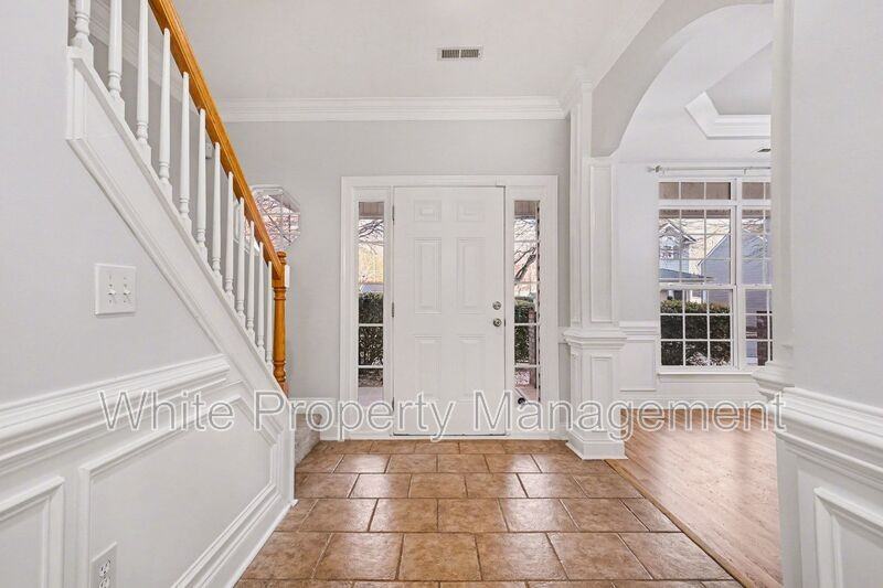 12810 Windyedge Rd - Photo 2 of 29