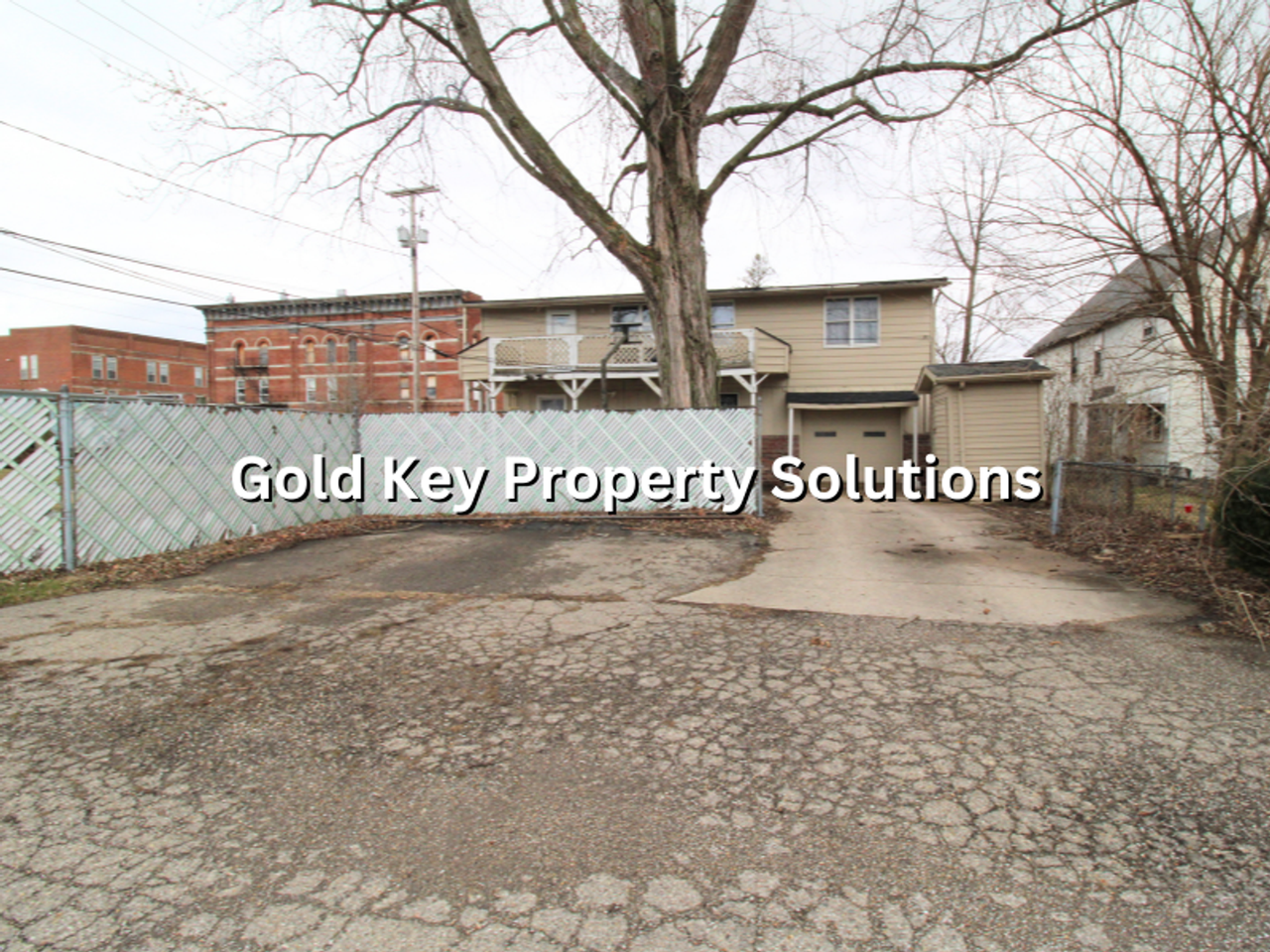 117 E John St - Photo 4 of 34