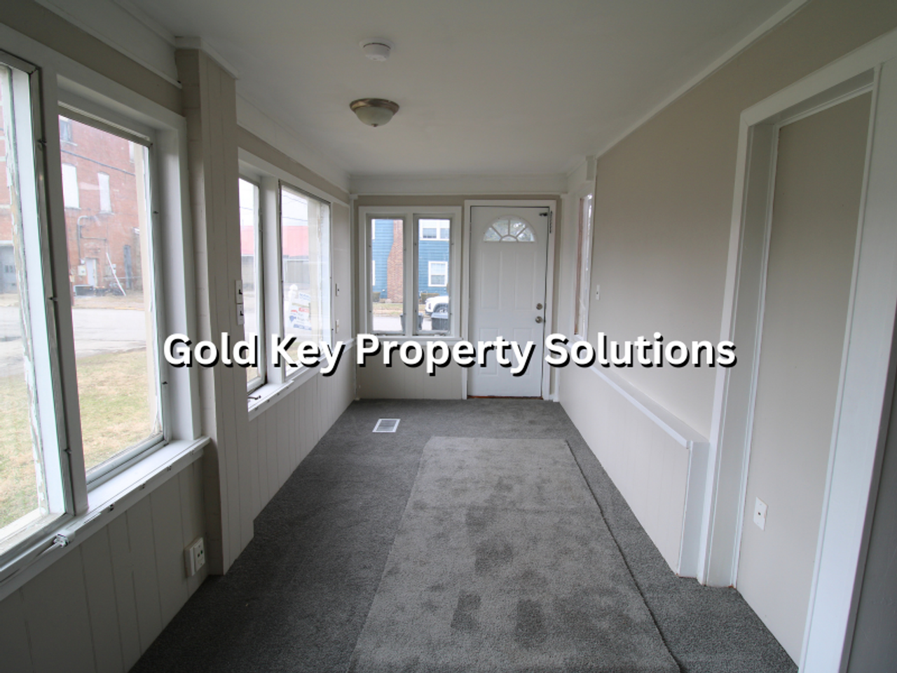 117 E John St - Photo 5 of 34