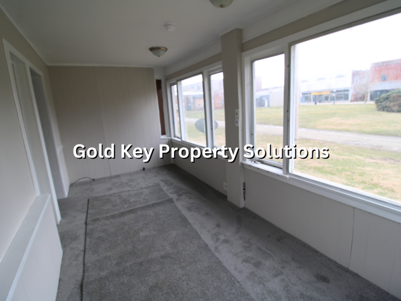 117 E John St - Photo 6 of 34