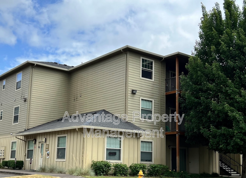 537 Catron St N #537-05 - Photo 4 of 42