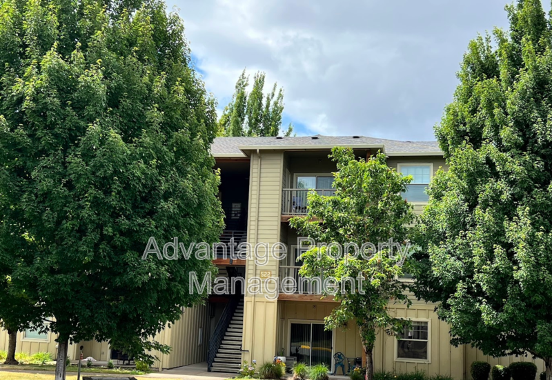 523 Catron St N #523-11 - Photo 4 of 42