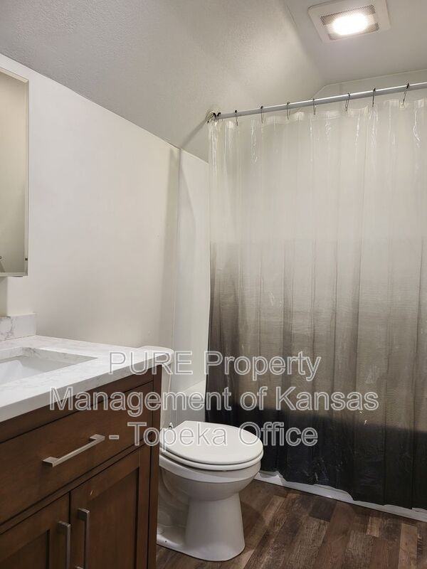 1620 Sw College Ave #3 - Photo 5 of 8