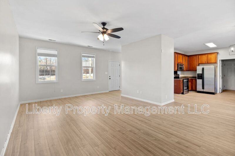 47 Strike Eagle Dr - Photo 4 of 16