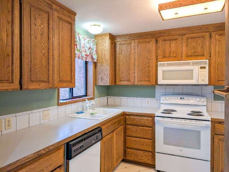 4304 83rd Ave Ne - Photo 7 of 23