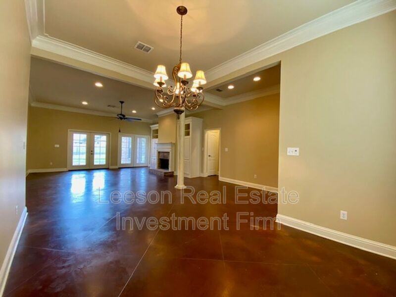 10501 Keysburg Ct - Photo 5 of 25