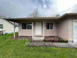 featured image of 324 Ne Conifer Blvd