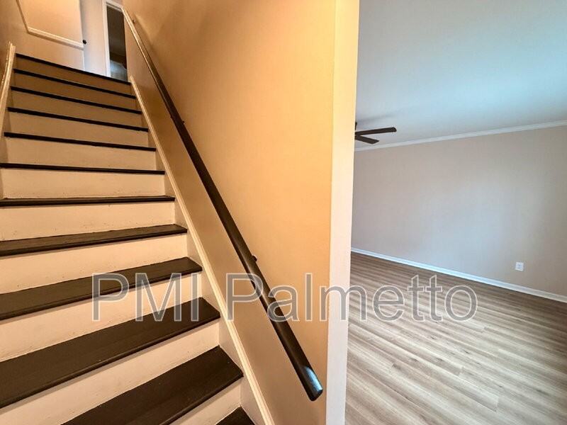 1244 Grove Park Ln - Photo 7 of 13