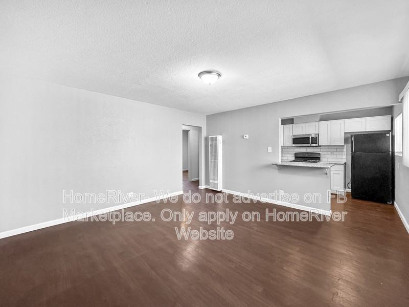 683 El Camino Ave #3 - Photo 4 of 18