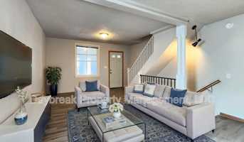 featured image of 1005 12th St N