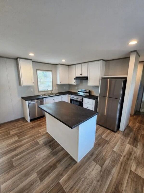 4292 Anchor Ct - Photo 4 of 7