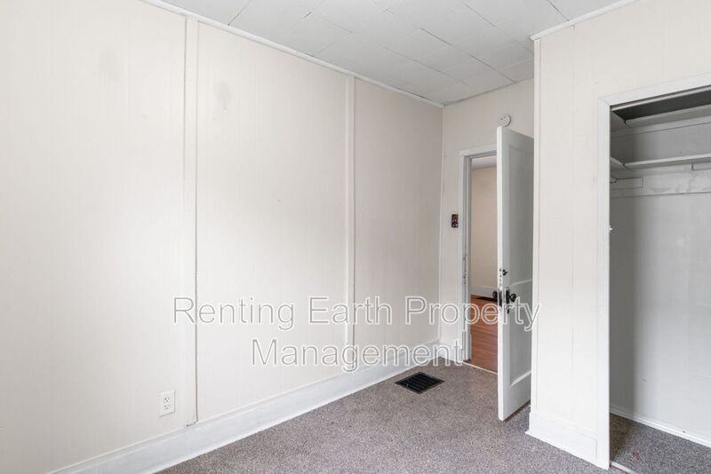 6546 Joseph Ave - Photo 7 of 16