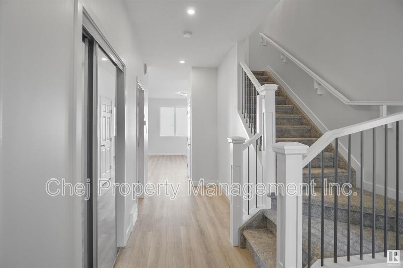 19214 22a Ave Nw - Photo 6 of 28