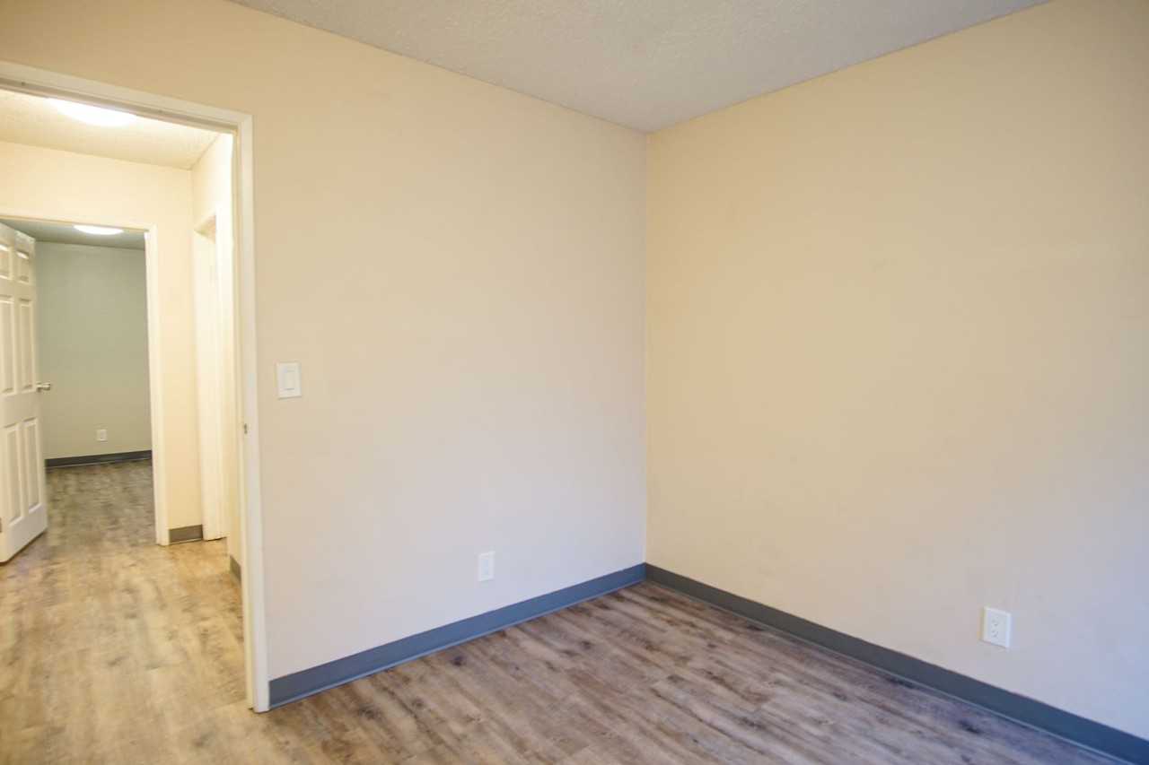 1245 Sw Grover St #301 - Photo 6 of 13