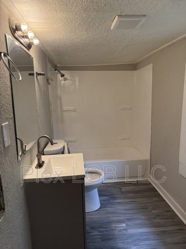 622 Smoot St - Photo 4 of 11