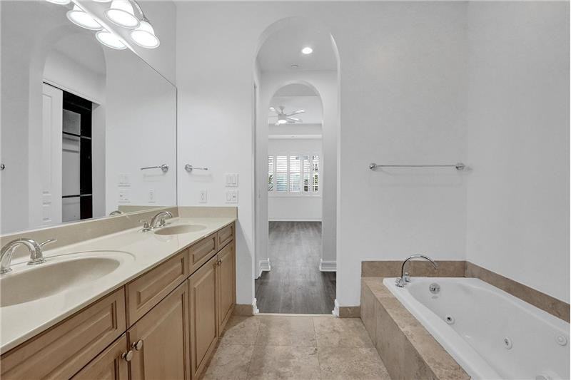 632 Renaissance Way - Photo 5 of 20