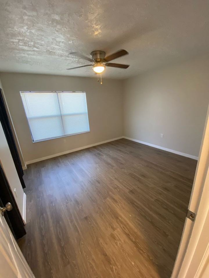 Park 62 Apartments - Photo 5 of 17