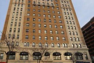 4607 N Sheridan Rd #807 - Photo 1 of 1