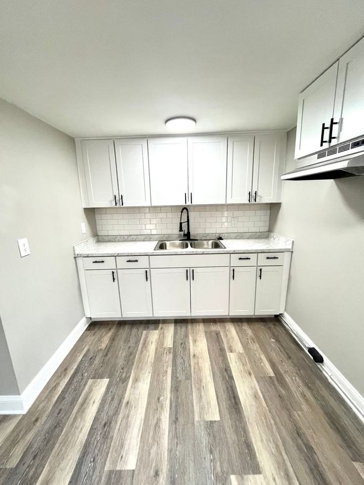 Whitfield Apartments - Photo 2 of 4