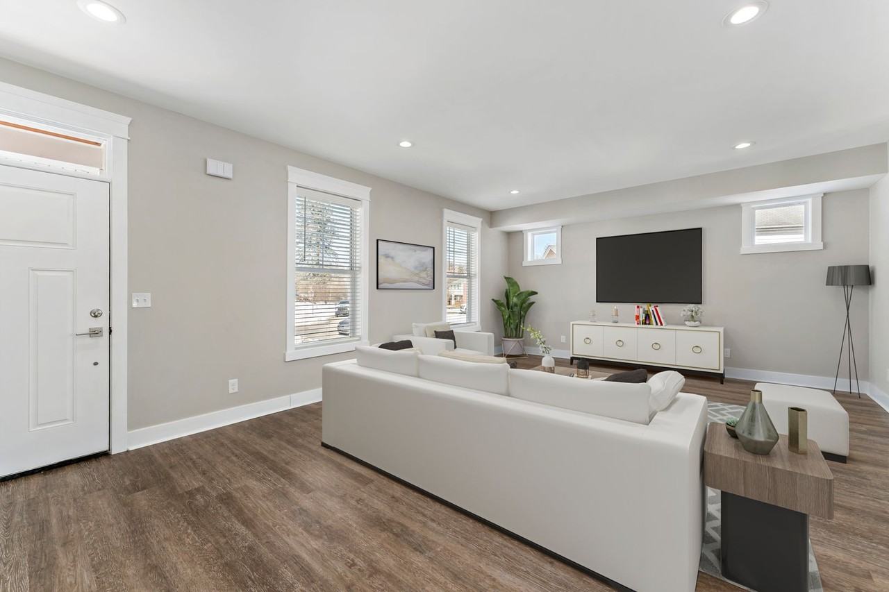 1819 Chessland St - Photo 7 of 49
