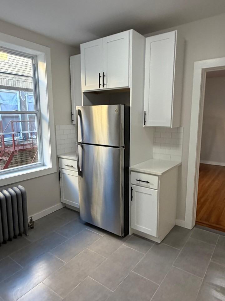 179 Madison - Photo 2 of 17