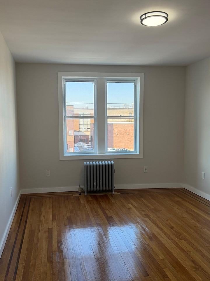 179 Madison - Photo 4 of 17