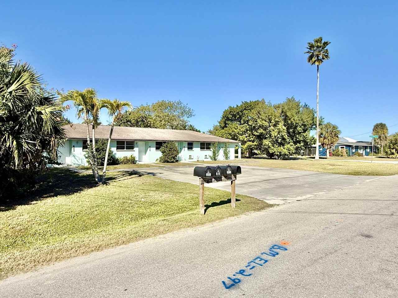 3401 Palm Drive,Punta Gorda, FL 33950 - Photo 3 of 32