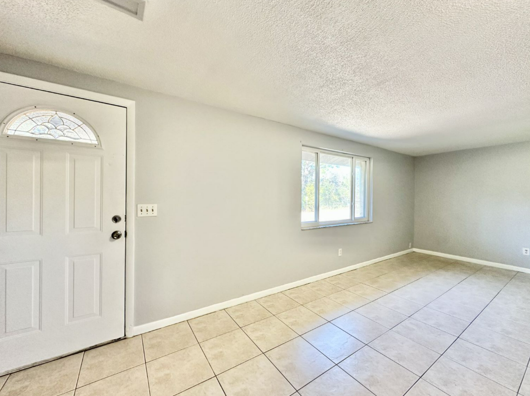 793 South Nutmeg Terrace,  Lecanto, FL 34461 - Photo 3 of 24