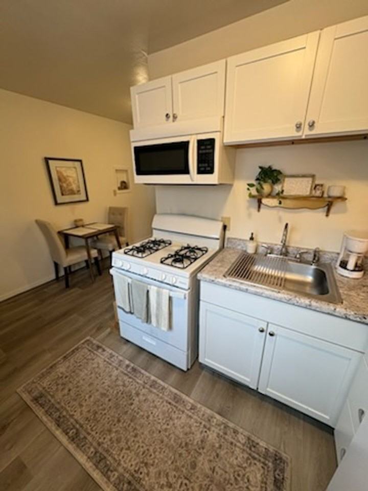 1811 13th Ave #1 - Photo 7 of 13