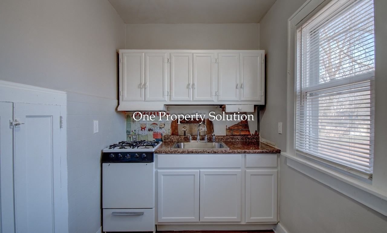 6831 Jackson Avenue - Photo 2 of 13