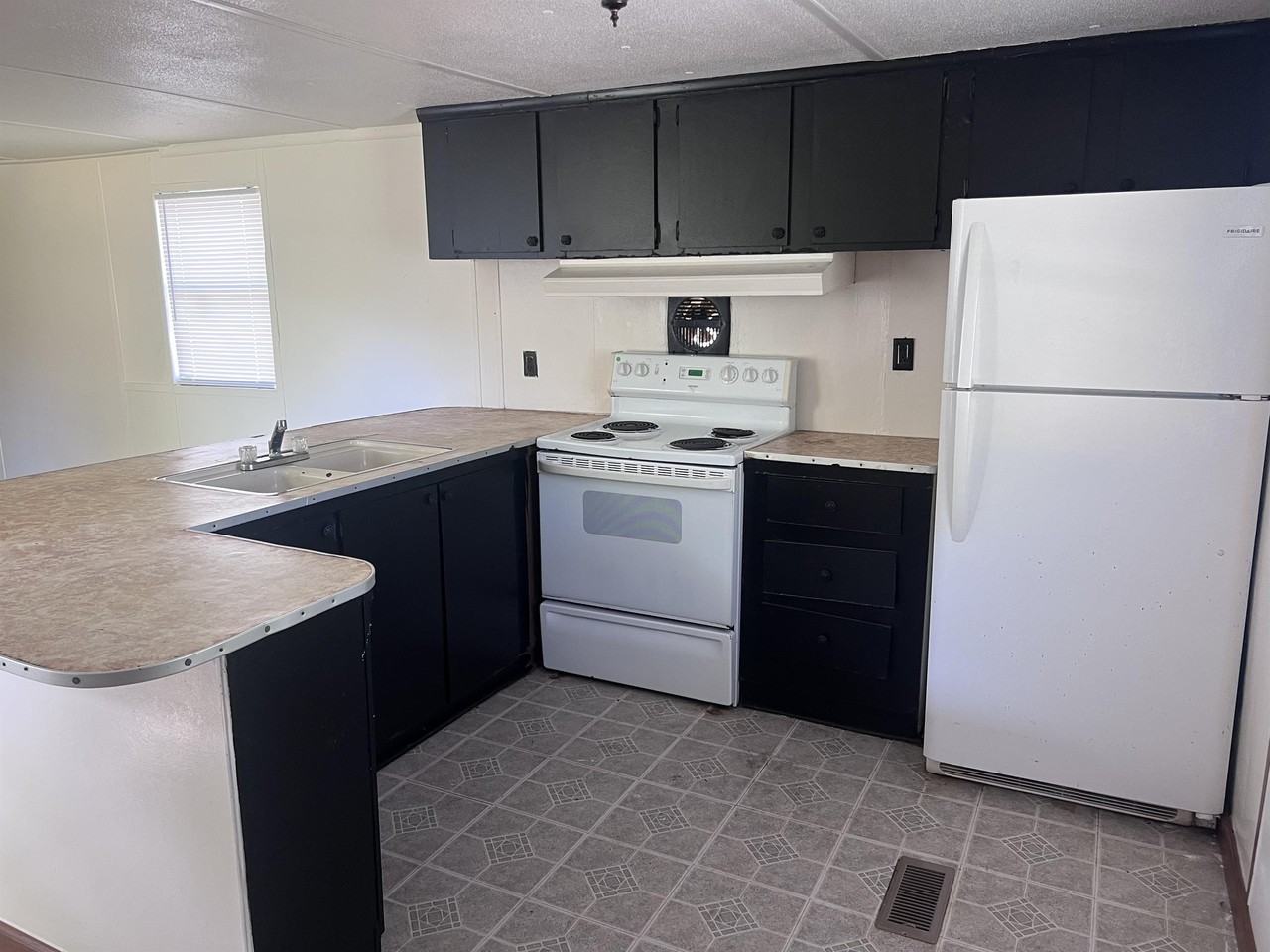 Adams Mobile Home Park - Photo 2 of 6