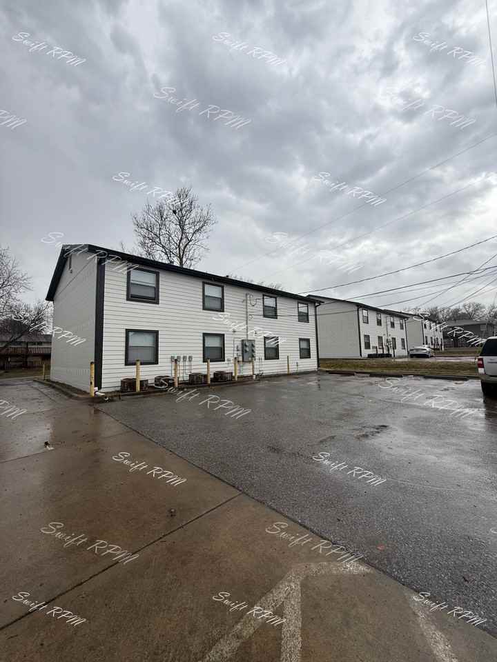 706 West 25th Street- 2 - Photo 2 of 17