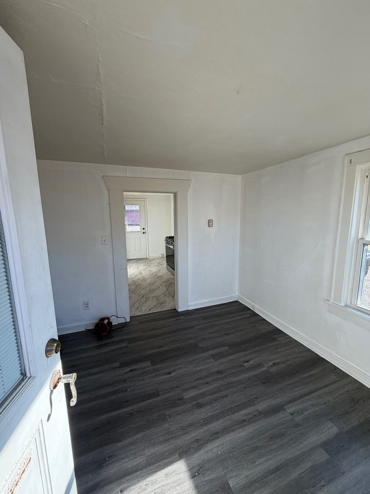 143 Front Street - Photo 2 of 8