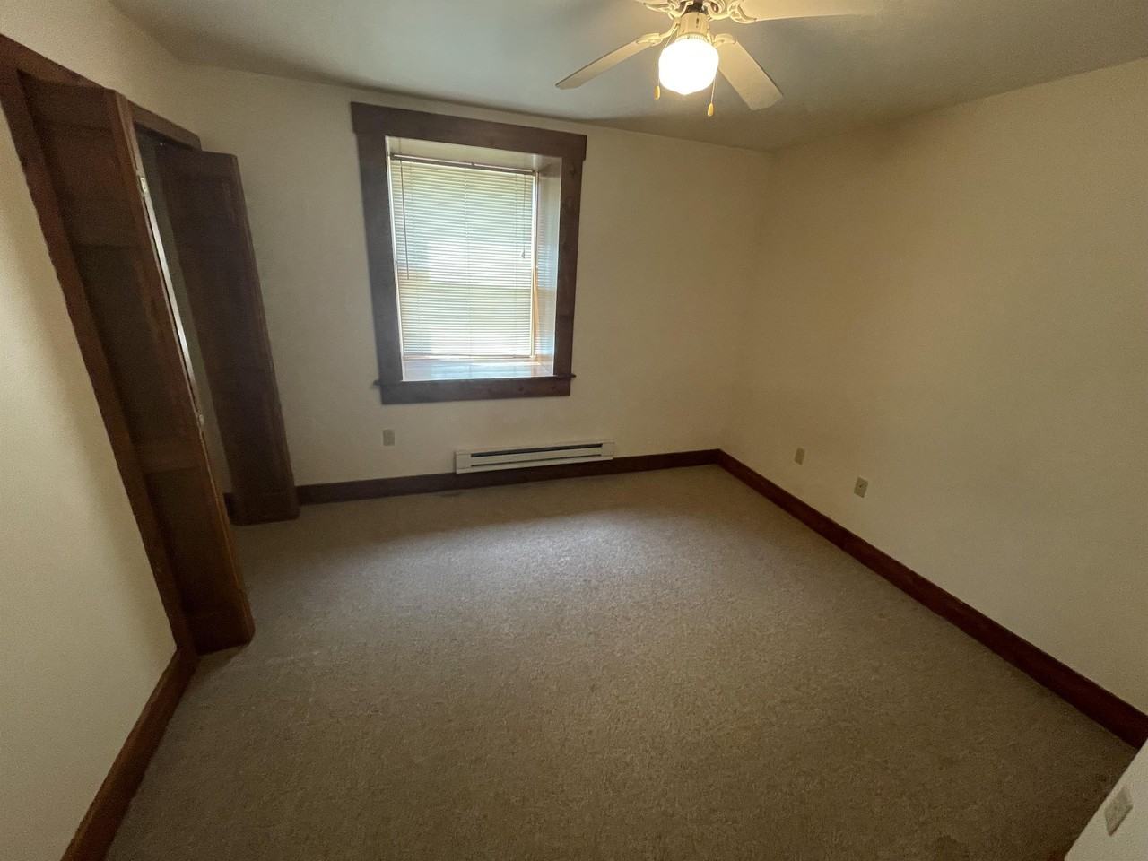 214 Wood Street - Photo 6 of 19