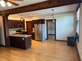 featured image of 806 N Monroe St